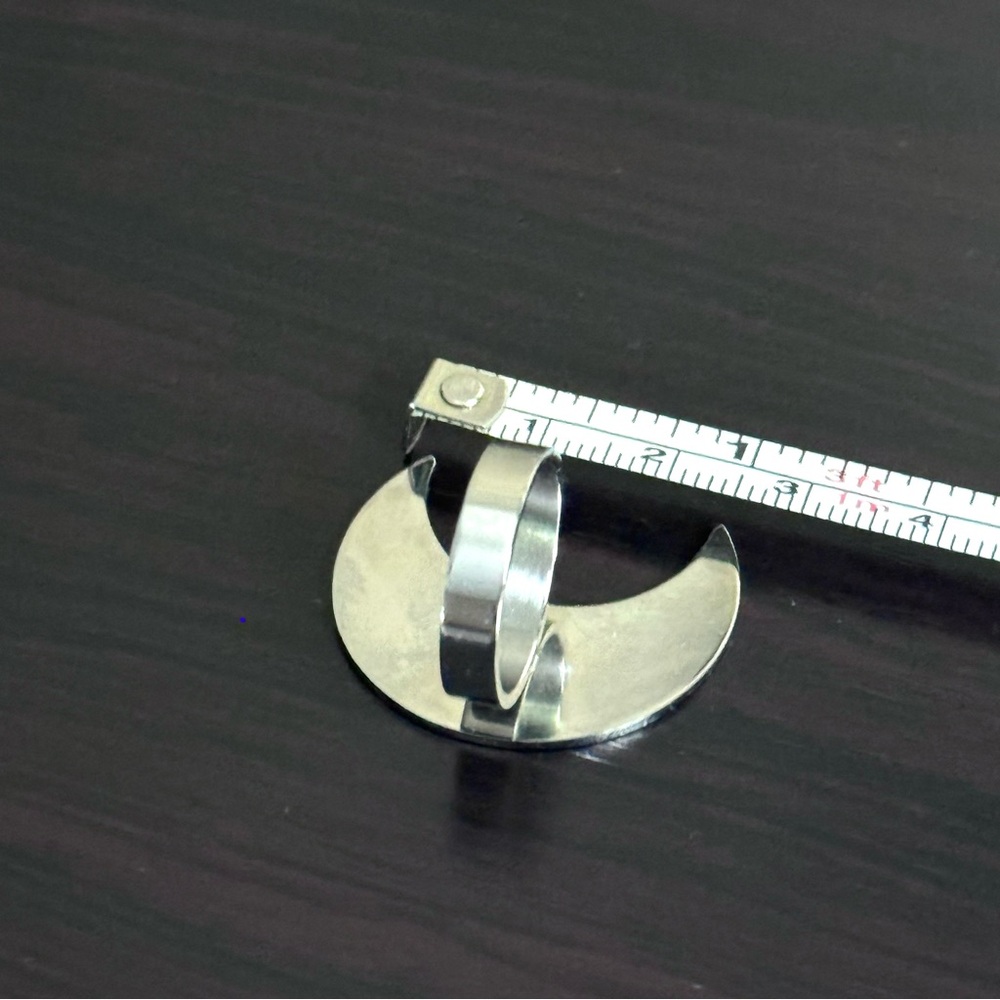 Killstar Black Crescent Moon Ring - Picture 6 of 9